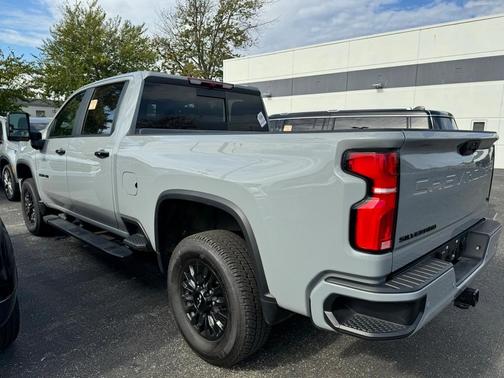 2024 Chevrolet Silverado 3500 LT