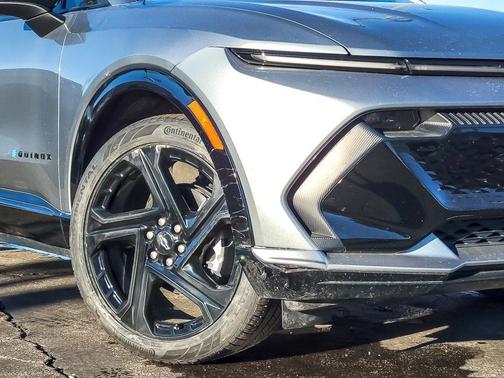 2025 Chevrolet Equinox EV RS