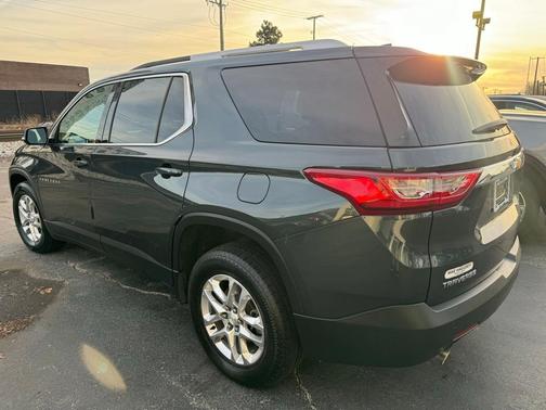 2018 Chevrolet Traverse LT Cloth