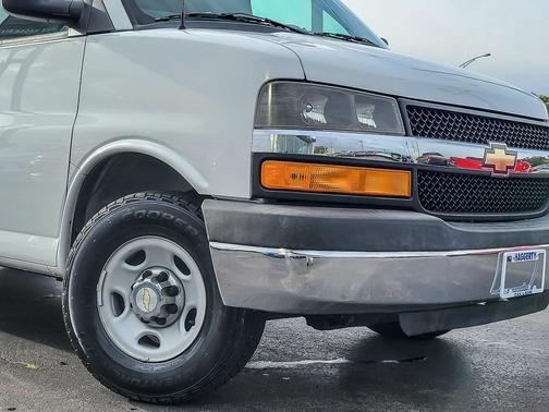 2014 Chevrolet Express 3500 LT