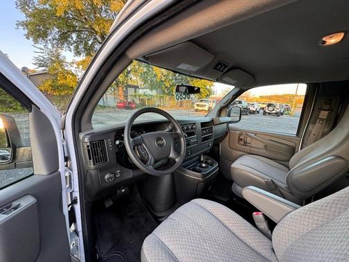 2014 Chevrolet Express 3500 LT
