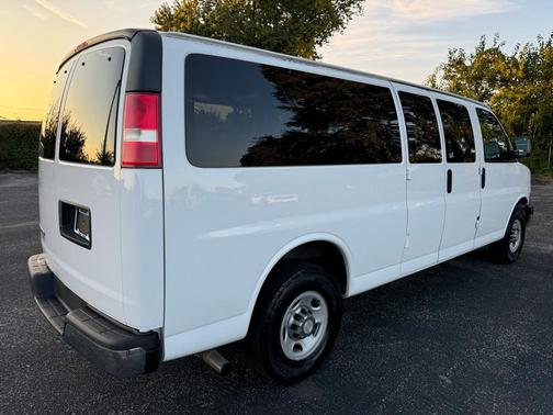 2014 Chevrolet Express 3500 LT