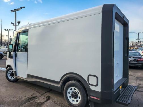 2025 Chevrolet BrightDrop 400 Base