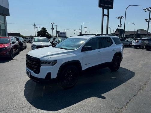 2022 GMC Acadia SLE