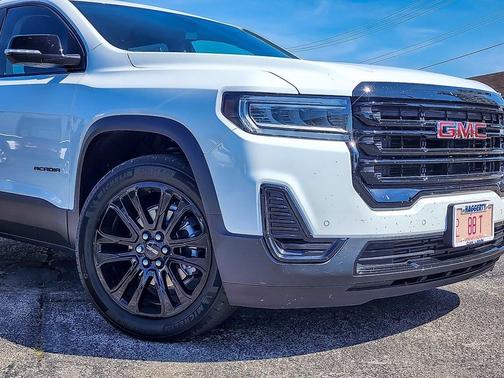 2022 GMC Acadia SLE