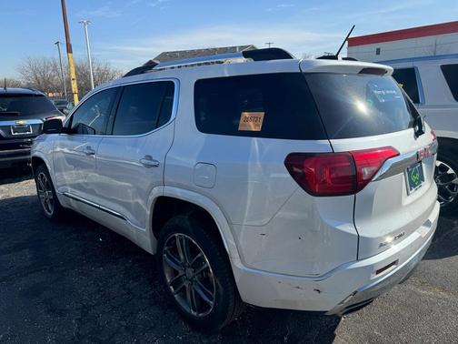 2019 GMC Acadia Denali