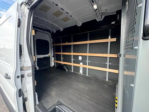 2021 Ford Transit-250 Base