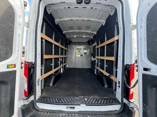 2021 Ford Transit-250 Base