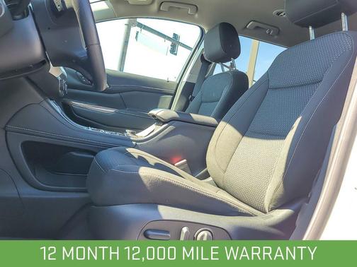 Summit White 2023 GMC Acadia SLE