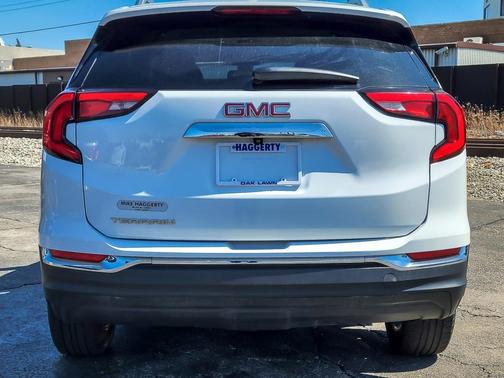 2021 GMC Terrain SLT