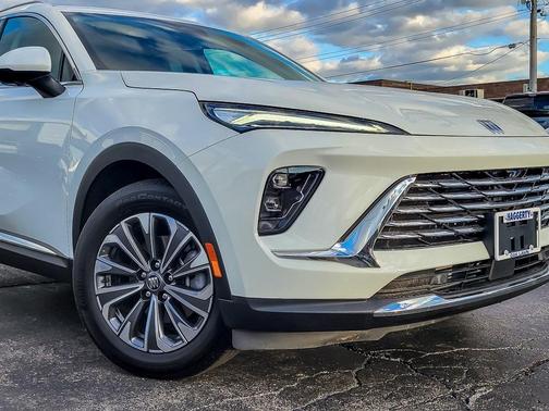2025 Buick Envision Preferred