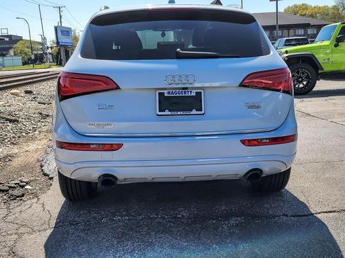2017 Audi Q5 2.0T Premium Plus