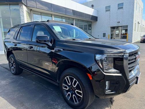 Onyx Black 2023 GMC Yukon AT4