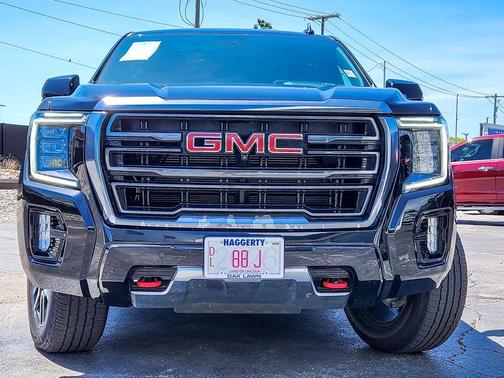 Onyx Black 2023 GMC Yukon AT4