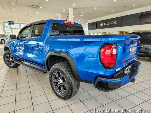 Dynamic Blue Metallic 2024 GMC Canyon Elevation
