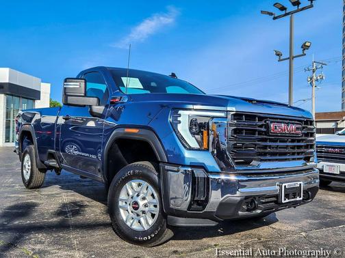 Metallic 2025 GMC Sierra 2500 Pro