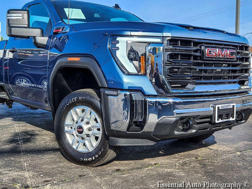 Metallic 2025 GMC Sierra 2500 Pro