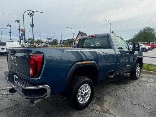 Metallic 2025 GMC Sierra 2500 Pro