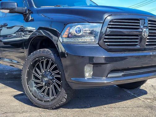 2016 RAM 1500 Sport