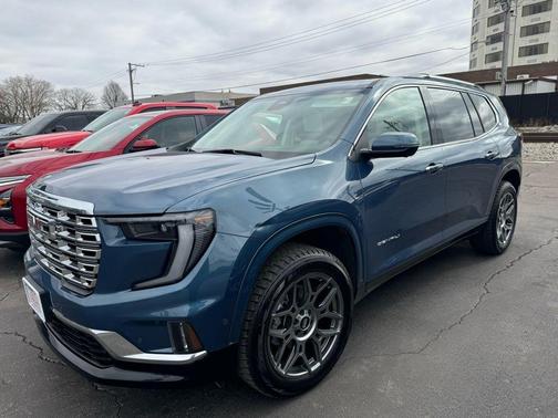 2025 GMC Acadia Denali