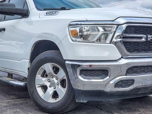 Bright White Clearcoat 2024 RAM 1500 Tradesman