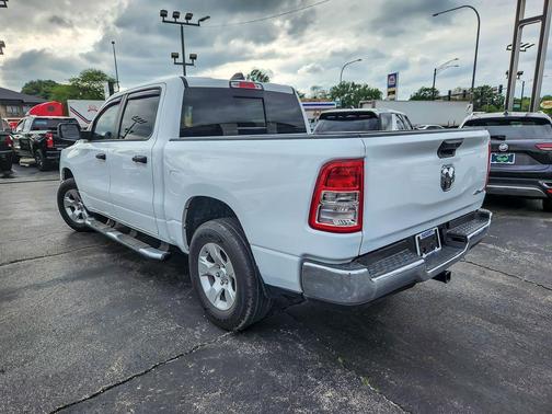 Bright White Clearcoat 2024 RAM 1500 Tradesman