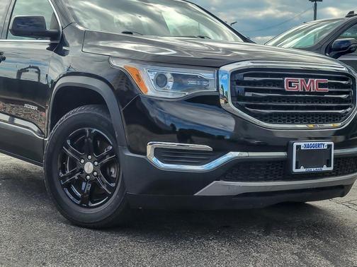 2017 GMC Acadia SLE-1