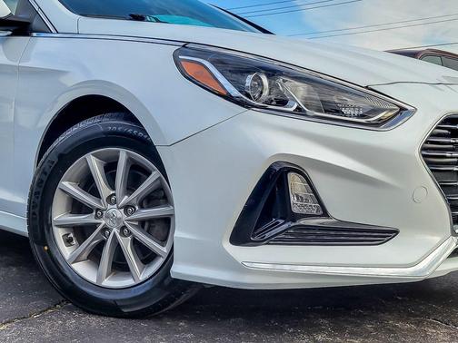 2019 Hyundai SONATA SE