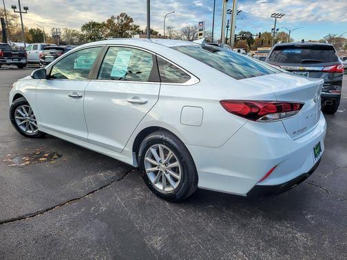 2019 Hyundai SONATA SE