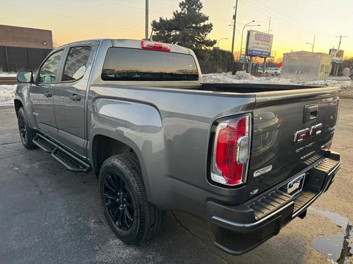 2022 GMC Canyon Elevation Standard