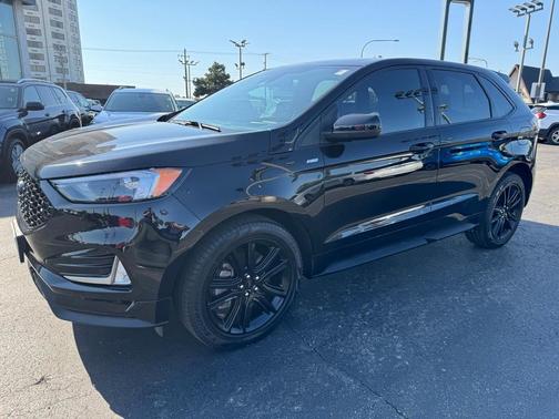2021 Ford Edge ST Line
