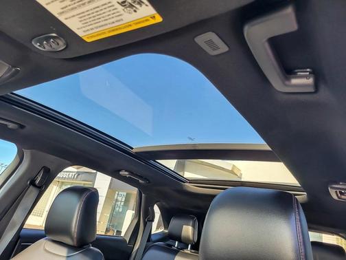 2021 Ford Edge ST Line