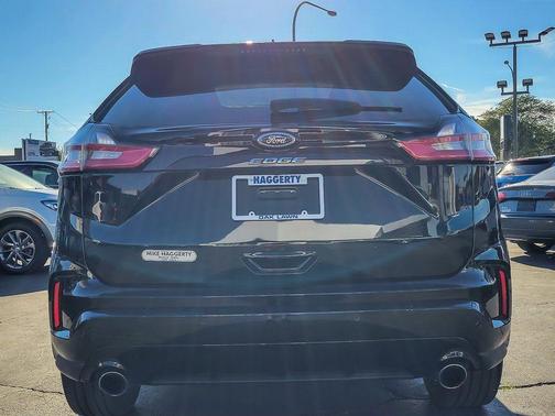 2021 Ford Edge ST Line