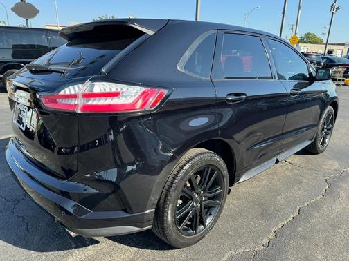 2021 Ford Edge ST Line