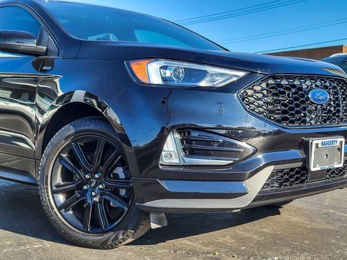 2021 Ford Edge ST Line