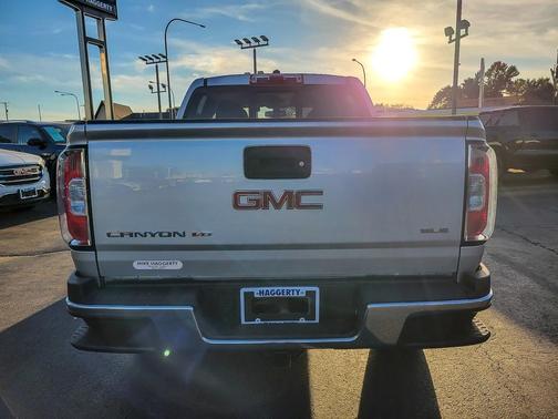 2018 GMC Canyon SLE