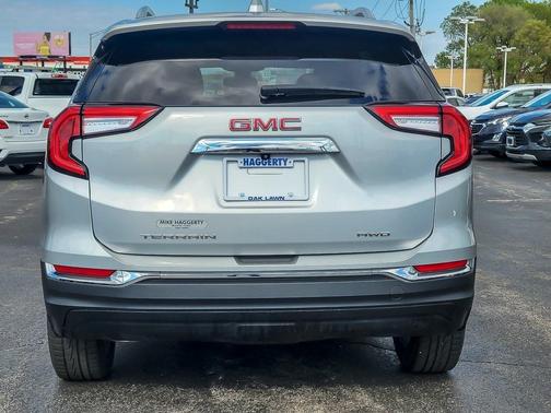 2022 GMC Terrain SLT