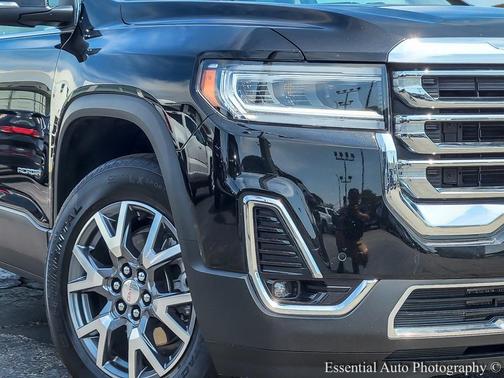 2022 GMC Acadia SLT