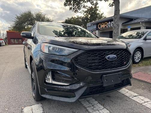 2019 Ford Edge ST
