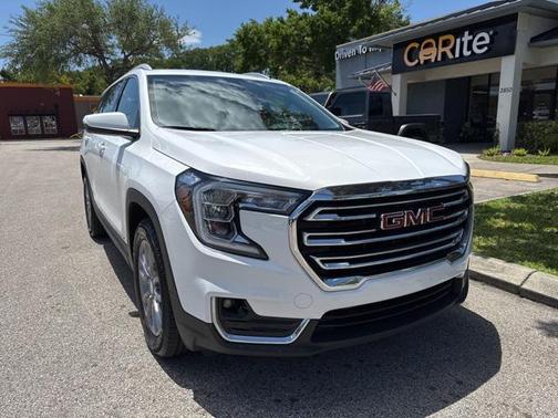 2024 GMC Terrain SLT