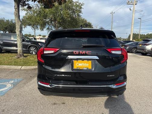 2023 GMC Terrain Denali