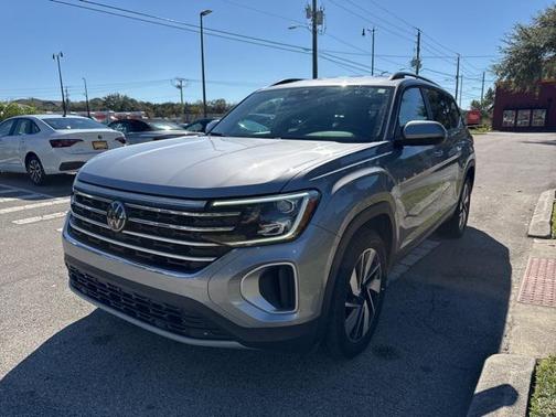 2024 Volkswagen Atlas 2.0T SE w/Technology 4MOTION