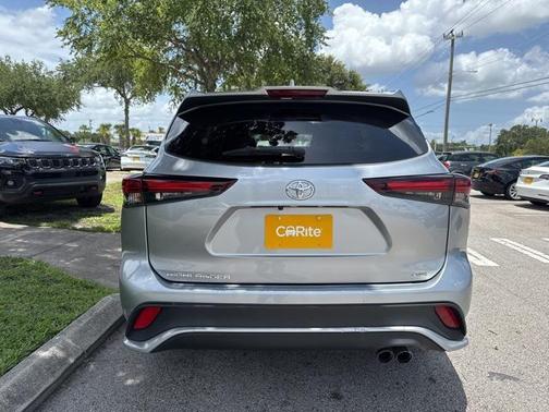 2024 Toyota Highlander XSE