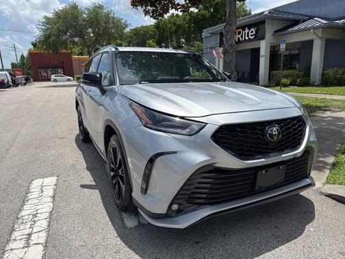 2024 Toyota Highlander XSE
