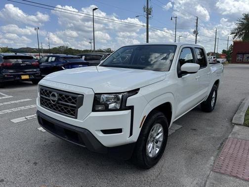 2024 Nissan Frontier SV