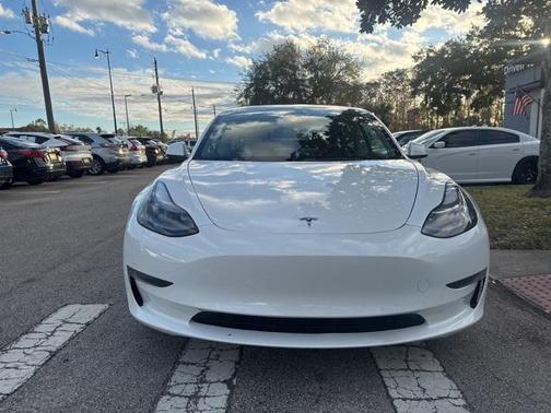 2023 Tesla Model 3 Standard Range