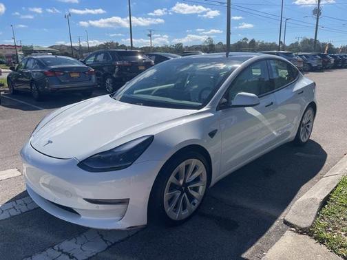 2021 Tesla Model 3 Standard Range Plus