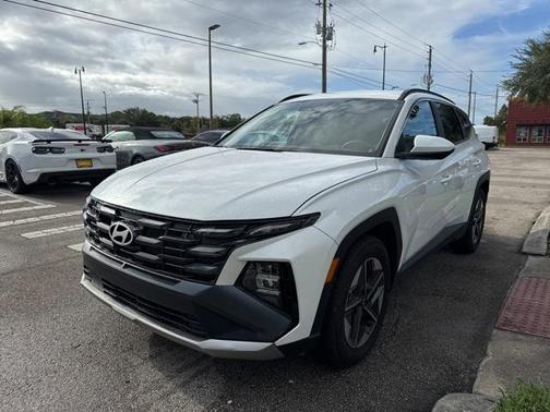 2025 Hyundai TUCSON SEL