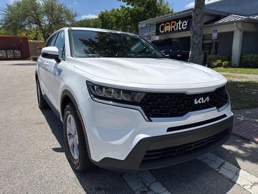 2023 Kia Sorento LX