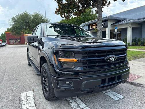 Agate Black Metallic 2024 Ford F-150 XLT